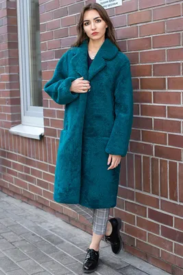 Пальто из меха кёрли В01 купить в Москве с гарантией качества