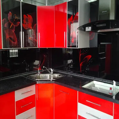 Маленькая черно красная кухня фото