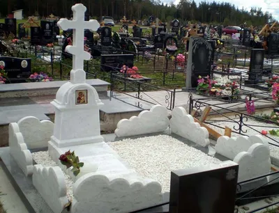 Каменные кресты на могилу православных верующих в Москве и Московской  области, фото