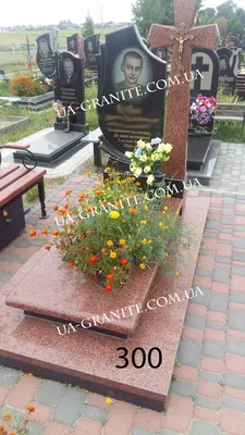 Памятник для близких крест из красного гранита: продаж, ціна та фото Від  \"Український Граніт\"