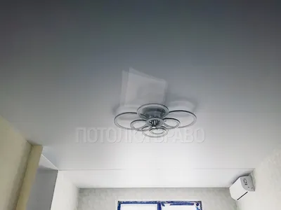 Белый матовый натяжной потолок в жилую комнату НП-404 - цена от 850 руб./м2