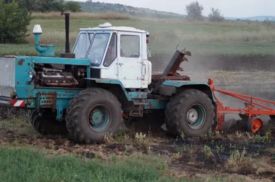 Этот трактор удивляет и восхищает Т-150 | Техника времен СССР | Дзен