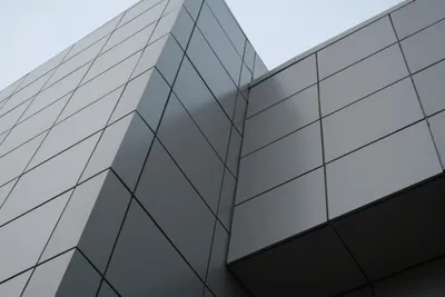 Вентилируемые фасады из композитных панелей - купить по цене производителя  в Москве