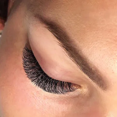 Реснички 2D 🖤... - Munira Lashes - Студия наращивания ресниц | Facebook