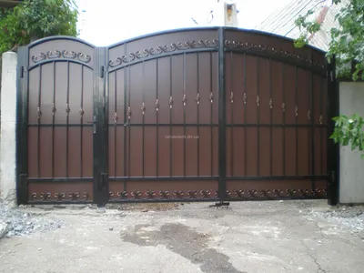 Ворота кованые + композит M140K — Орнамент