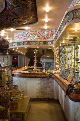 Интерьер ресторана \"Чайхана\" - Лучший интерьер в восточном стиле | PINWIN…  | Украшение кафе, Дизайн ресторана, Художественное оформление магазина кофе