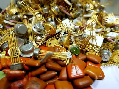 Какие драгоценные металлы содержатся в радиодеталях