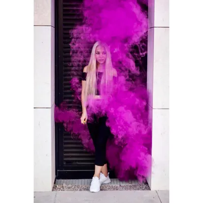 Дым идея фото с цветным дымом 💜 | Цветной дым, Фотосессии подростков, Позы  моделей