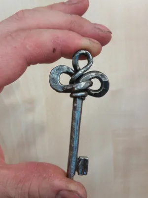 Кованый ключ брелока сувенир, портфолио, кузница Ed39