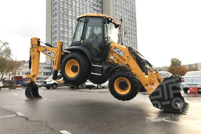 Арендовать спецтехнику - Экскаватор погрузчик JCB 3CX. Цена от 10 400  рублей. — РязТрансАренда