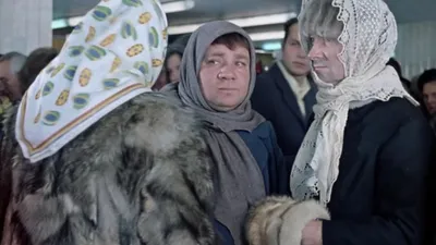 Норковая шапка, мохеровый шарф и гамаши: что носили зимой в СССР - KP.RU
