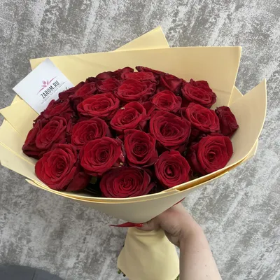 Букет из 29 красных роз (50 см) за 3100р. Позиция № 1245