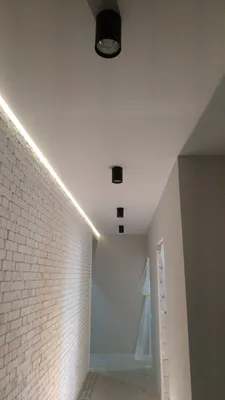 Потолок в длинном коридоре | Home lighting design, House main door design,  Decor home living room
