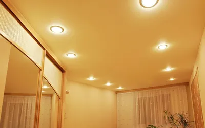 Натяжные потолки с точечными светильниками - НЕВА ПОТОЛОК