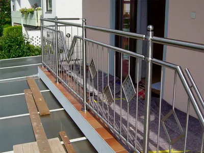 Ограждения балкона из нержавеющей стали – сочетание стиля, надежности и  безопасности