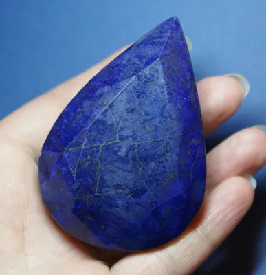Камни синего цвета, их названия, виды, магические и лечебные свойства, кому  подходят