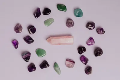 Драгоценные и полудрагоценные камни: миф и реальность | интернет площадка  Типичный Ювелир