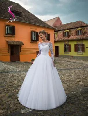 Свадебное платье Ахавния - купить свадебные платья в Санкт-Петербурге