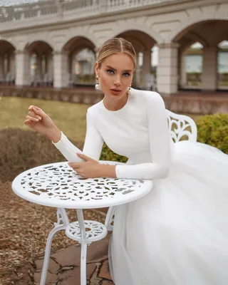 Свадебное платье Regina | Купить закрытое свадебное платье в Москве