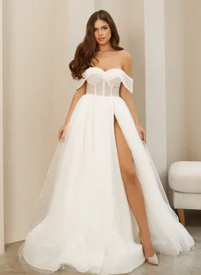 Купить свадебное платье по низким ценам в салоне свадебной и вечерней моды  La Novale в Одессе