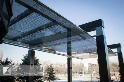 Навес большой площади из прочного закаленного стекла | Навес, Лестница,  Стекло