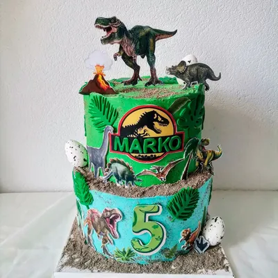 Двухъярусный торт с динозаврами купить на заказ в Москве с доставкой