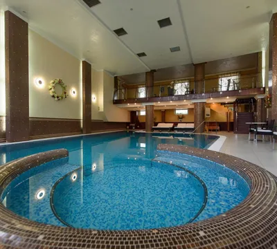 Отдых в Трускавце с бассейном 2021 ᐈ Отель с бассейном – гостиница Шале  Грааль, Трускавец