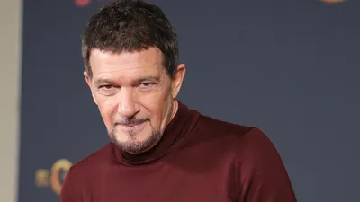 Antonio Banderas Chose Dakota Johnson, His Marriage Blew Up | When Dakota  Johnson caused a tabloid explosion for her role in 50 Shades of Grey, Antonio  Banderas chose to support her. But