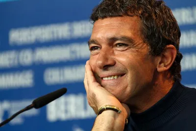 File:Antonio Banderas.jpg - Wikimedia Commons