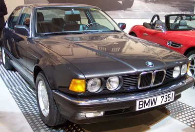 Файл:BMW 735i 1987 серый vr TCE.jpg — Викисклад