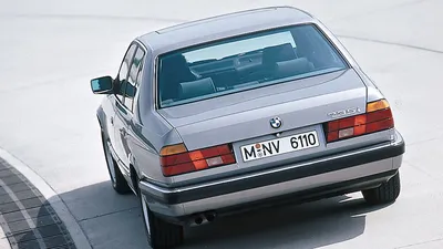 Файл:BMW 735i E38 (8123366252).jpg — Викисклад