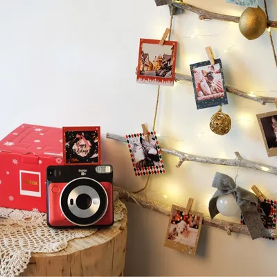 Купить Instax Square SQ6 RUBY RED (квадратный кадр) - Polaroid STORE -  купить кассеты для полароида, пленочные фотоаппараты и фотоплёнку по  доступной цене в интернет-магазине Pola STORE по выгодной цене с доставкой,
