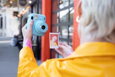 Instax vs Polaroid: как выбрать моментальную камеру | Статьи | Фото, видео,  оптика | Фотосклад Эксперт