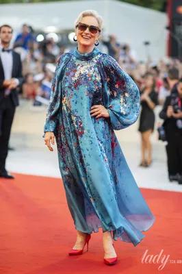 Мэрил Стрип пришла на \"Оскар\" в платье Elie Saab на фоне скандала с Карлом  Лагерфельдом