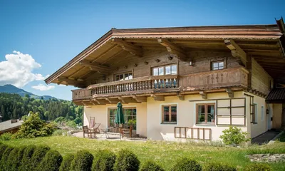 Тепло, светло, уютно: Два дома с видом на Альпы в Австрии | Частная  Архитектура | Дзен