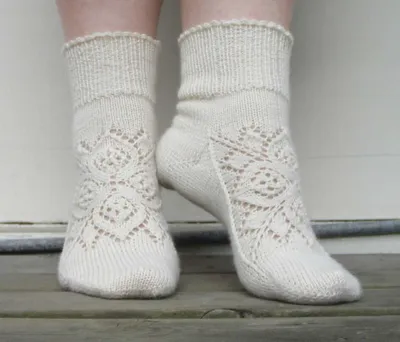 Ажурные носки спицами схемы с описанием вязания