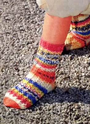 Цветные носки связанные спицами. Фото и описание носков, Вязание для детей