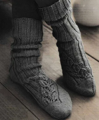 Вязаные носки спицами: 20 оригинальных идей с фото