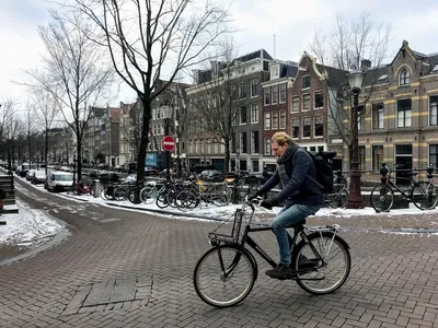 Последний день зимы в Амстердаме | Пикабу