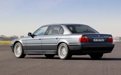 Check Out This E39 M5-Powered E38 BMW 7 Series on Cars and Bids