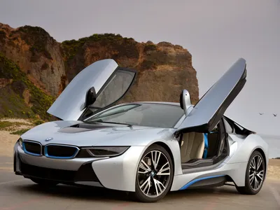 Дебютант BMW i8: спортивный и экологичный | Тест Драйв