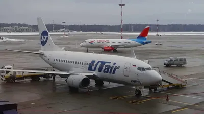 Boeing 737-400 Utair Москва - Казань - Из пассажирского салона - Avsim.su