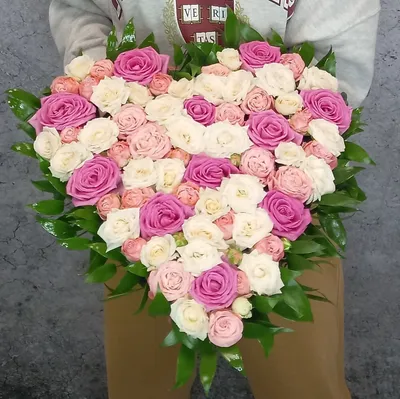 Букет в виде сердца из роз – купить с доставкой в Москве. Цена ниже!