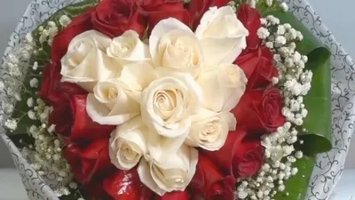 Как собрать букет из роз в виде сердца - YouTube