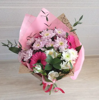 Коробки с цветами и букеты на выпускной — Цветы в коробке Оренбург