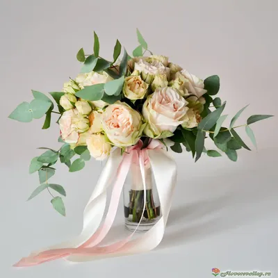 Букет невесты из пионовидных кустовых роз заказать в Екатеринбурге |  Flowers Valley
