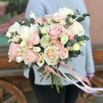 Букет невесты из кустовых и пионовидных роз | Бесплатная доставка цветов по  Москве