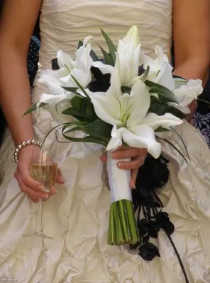 Букет невесты лилии - 66 фото