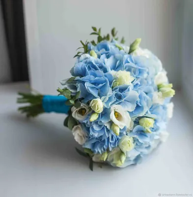 Голубой синий Букет невесты из гортензии и эустомы – заказать на Ярмарке  Мастеров – MF0JYRU | Свадебные букеты, Москва