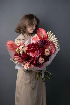 Бордовый букет с антуриумом | Красивые цветы, Цветы украшения,  Искусственные цветы